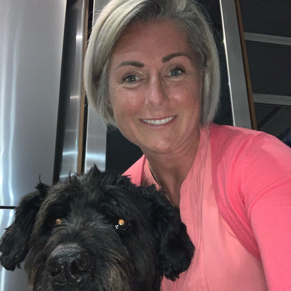 Meet your Posher, Nikki